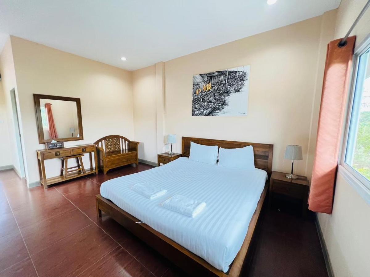 Baan Suan Khun Yaiy Hotel Ban Wang Takhrai Exterior foto