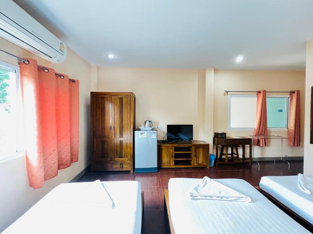 Baan Suan Khun Yaiy Hotel Ban Wang Takhrai Exterior foto