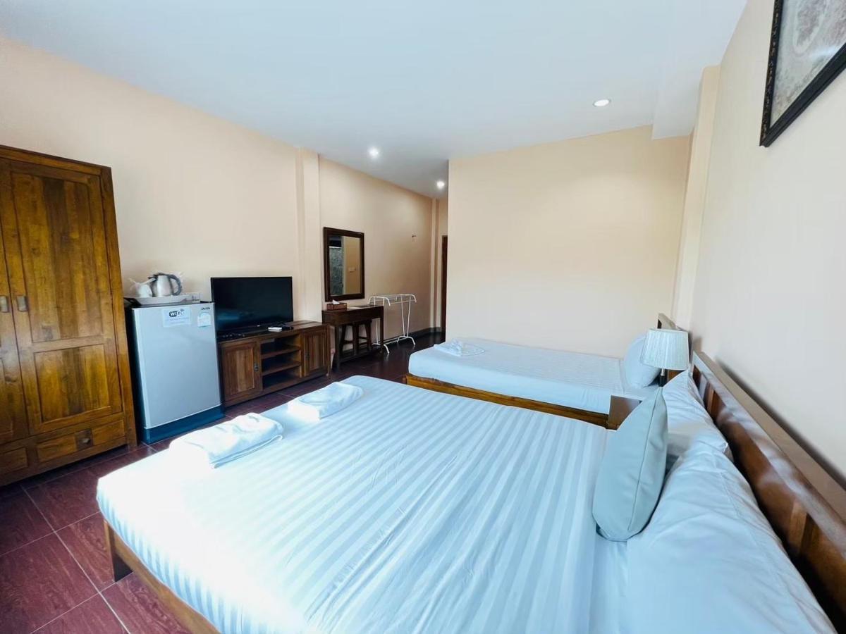 Baan Suan Khun Yaiy Hotel Ban Wang Takhrai Exterior foto